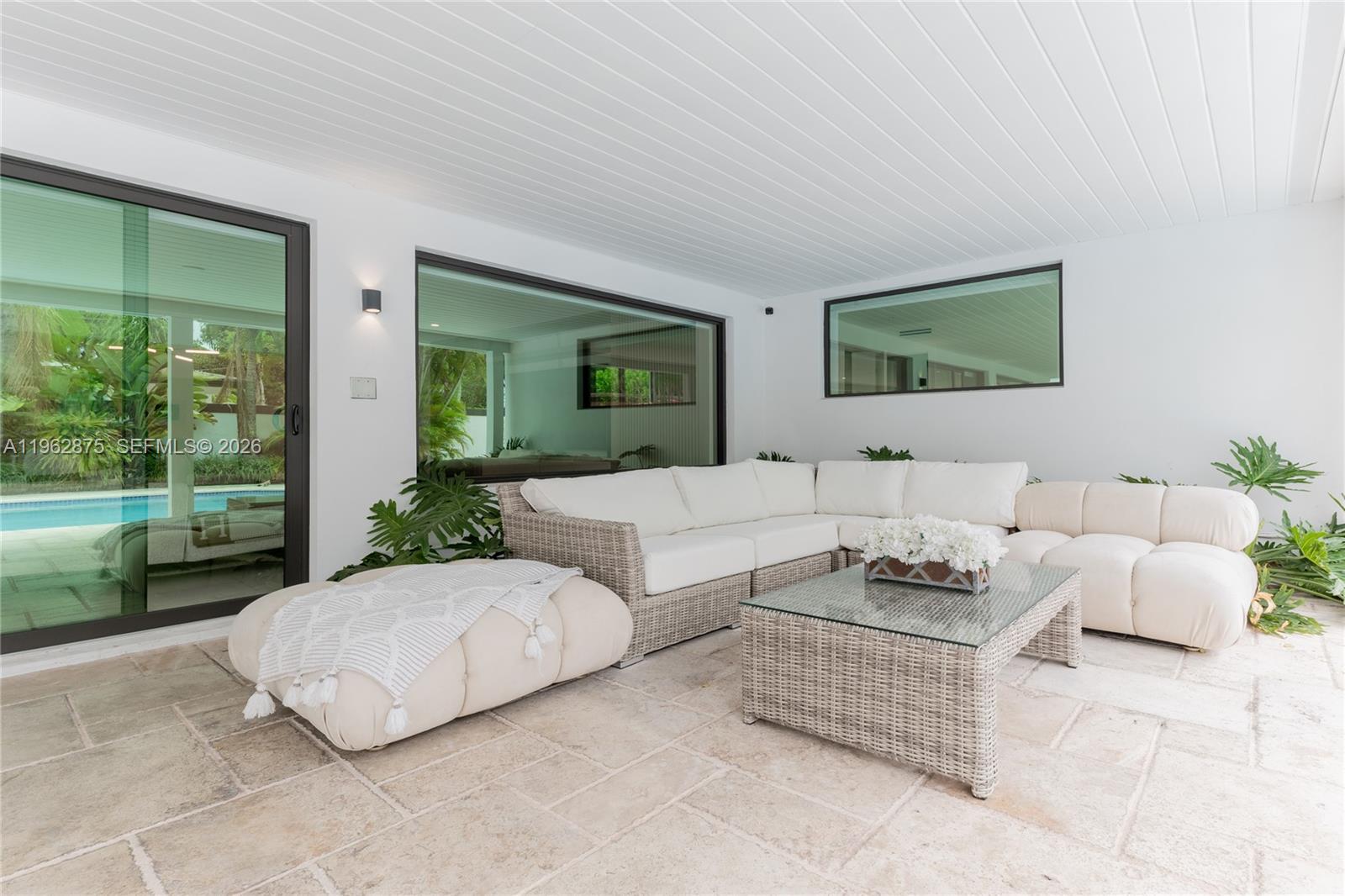 7300 Southwest 77th Avenue Miami, FL 33143 - Photo 38 of 48