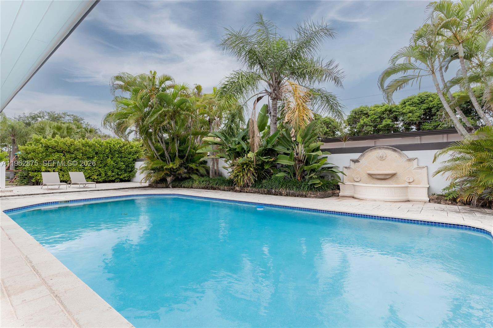 7300 Southwest 77th Avenue Miami, FL 33143 - Photo 43 of 48