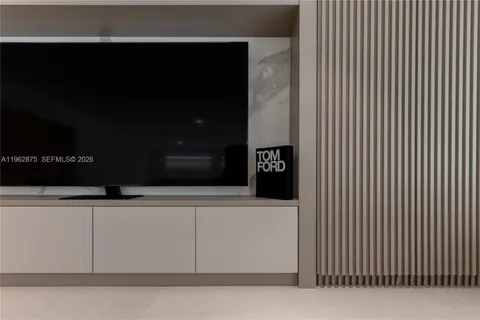 $16,900 | 7300 Southwest 77th Avenue, Miami, FL 33143