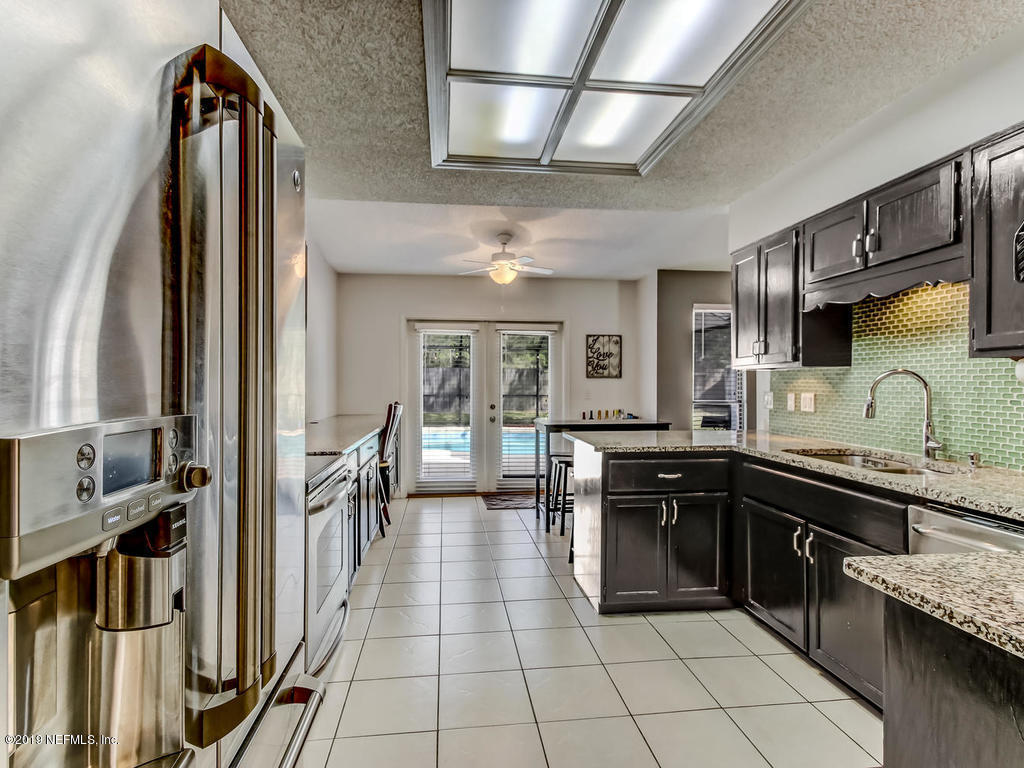 2651 Aldersgate Road Jacksonville, FL 32226 - Photo 13 of 40 Kitchen