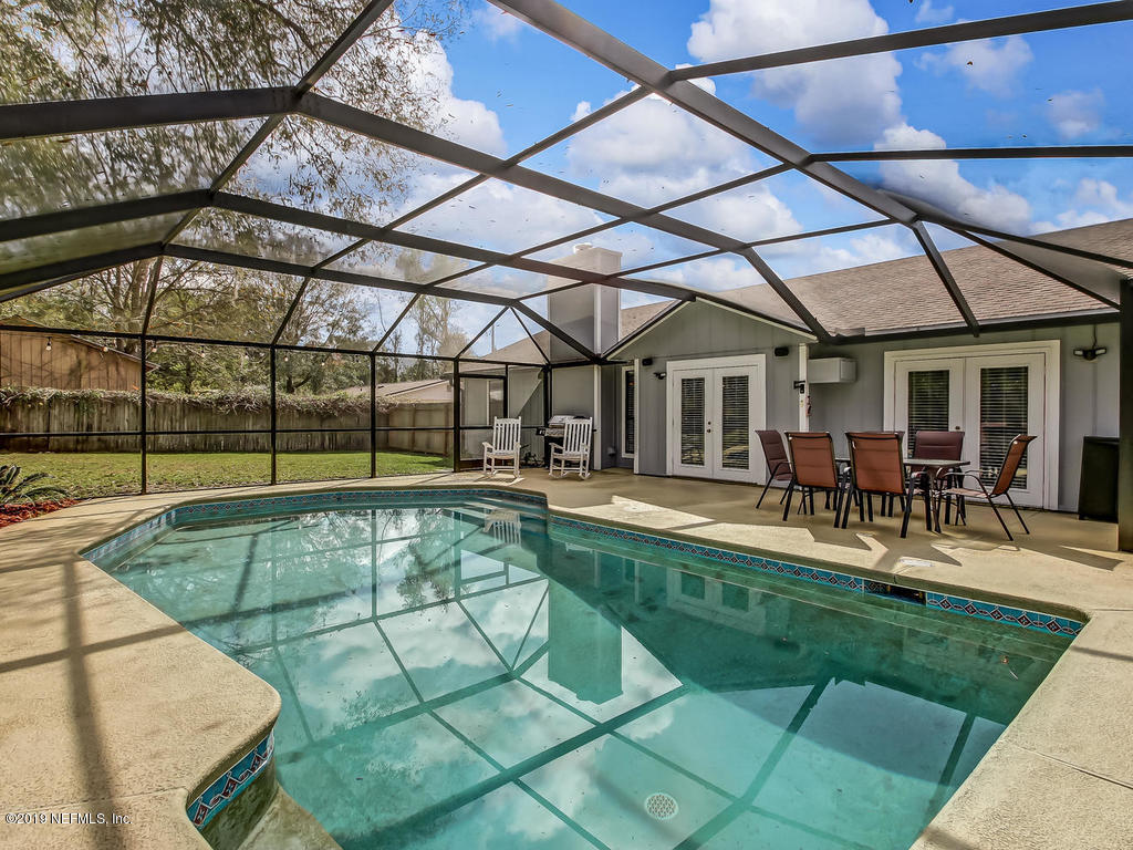2651 Aldersgate Road Jacksonville, FL 32226 - Photo 33 of 40 Pool/ Lanai