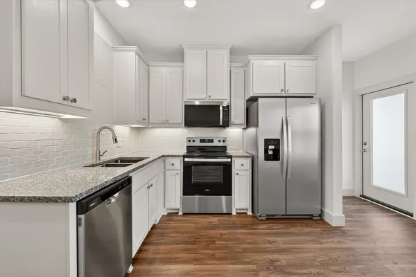 $2,935 | 500 East Kimball Street, Unit 1, Mansfield, TX 76063