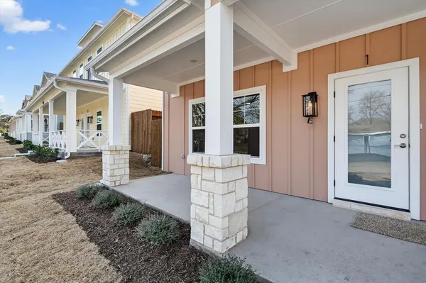 $2,935 | 500 East Kimball Street, Unit 1, Mansfield, TX 76063