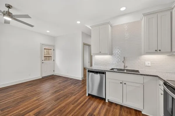 $2,935 | 500 East Kimball Street, Unit 1, Mansfield, TX 76063