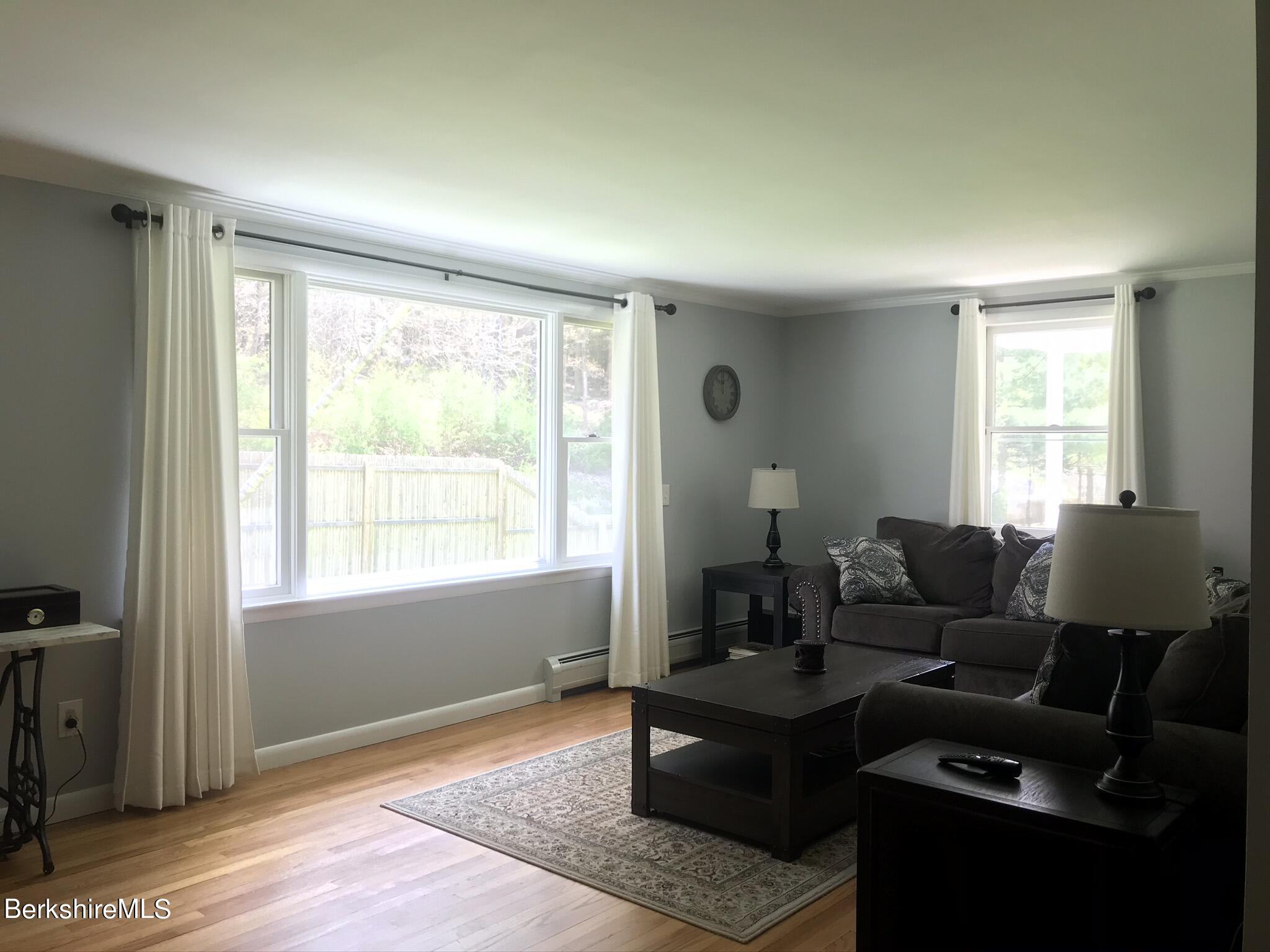 375 Salmon Kill Road Salisbury, CT 06039 - Photo 3 of 17 3