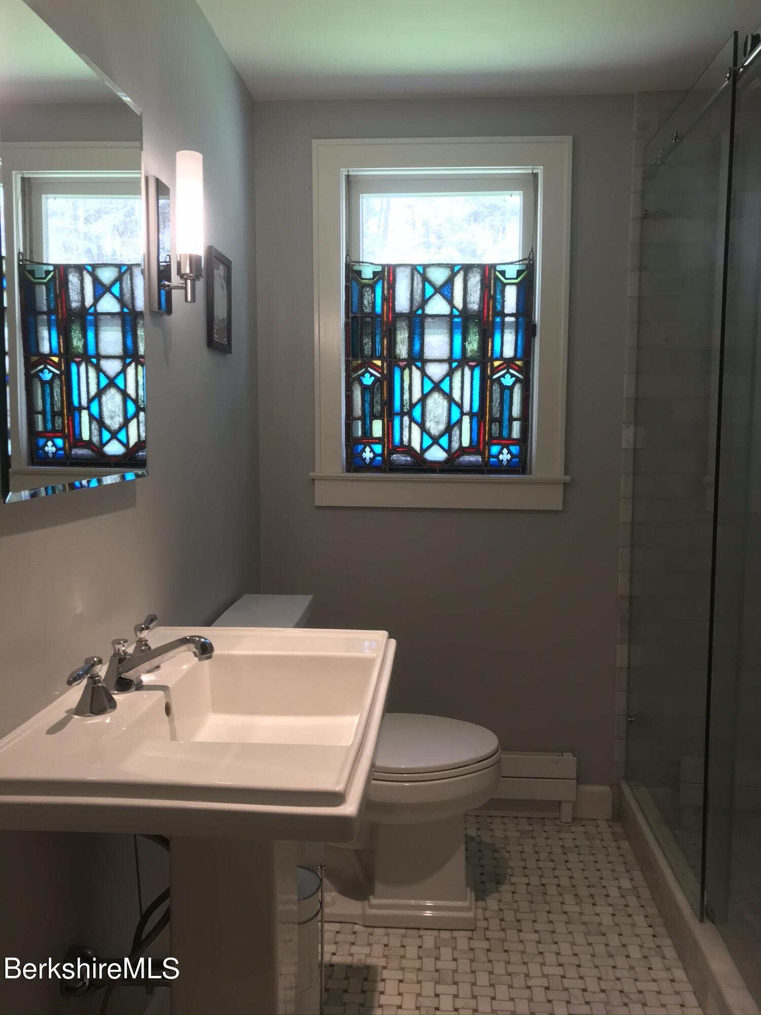 375 Salmon Kill Road Salisbury, CT 06039 - Photo 8 of 17 8