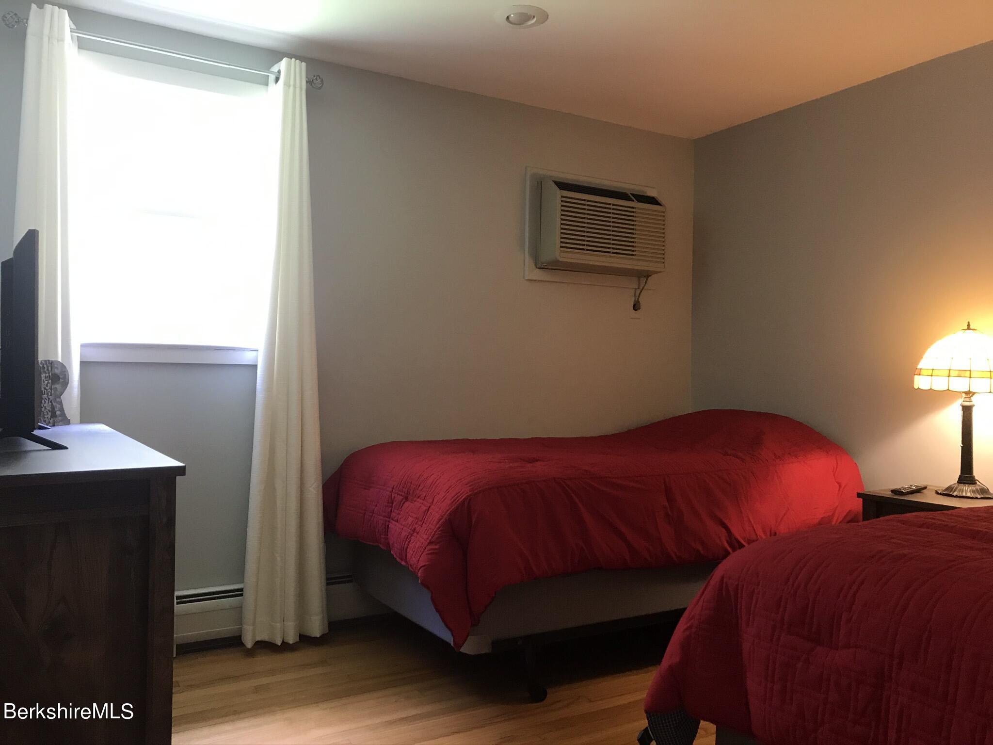 375 Salmon Kill Road Salisbury, CT 06039 - Photo 9 of 17 9