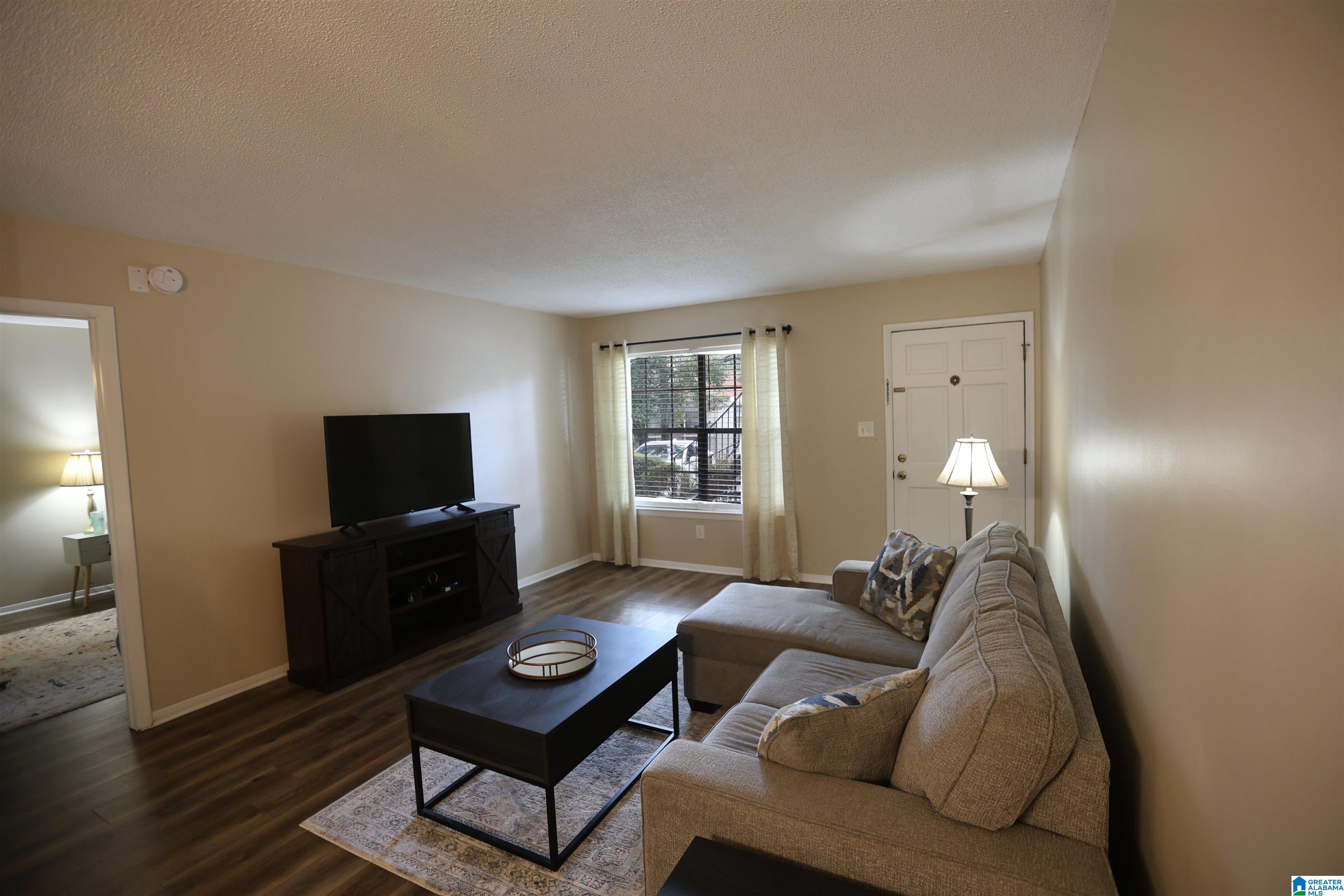 2835 Georgetown Drive, Unit B Birmingham, AL 35216 - Photo 4 of 8