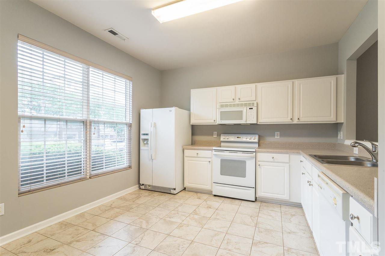 5221 Echo Ridge Road Raleigh, NC 27612 - Photo 15 of 28 Gallery Image 15