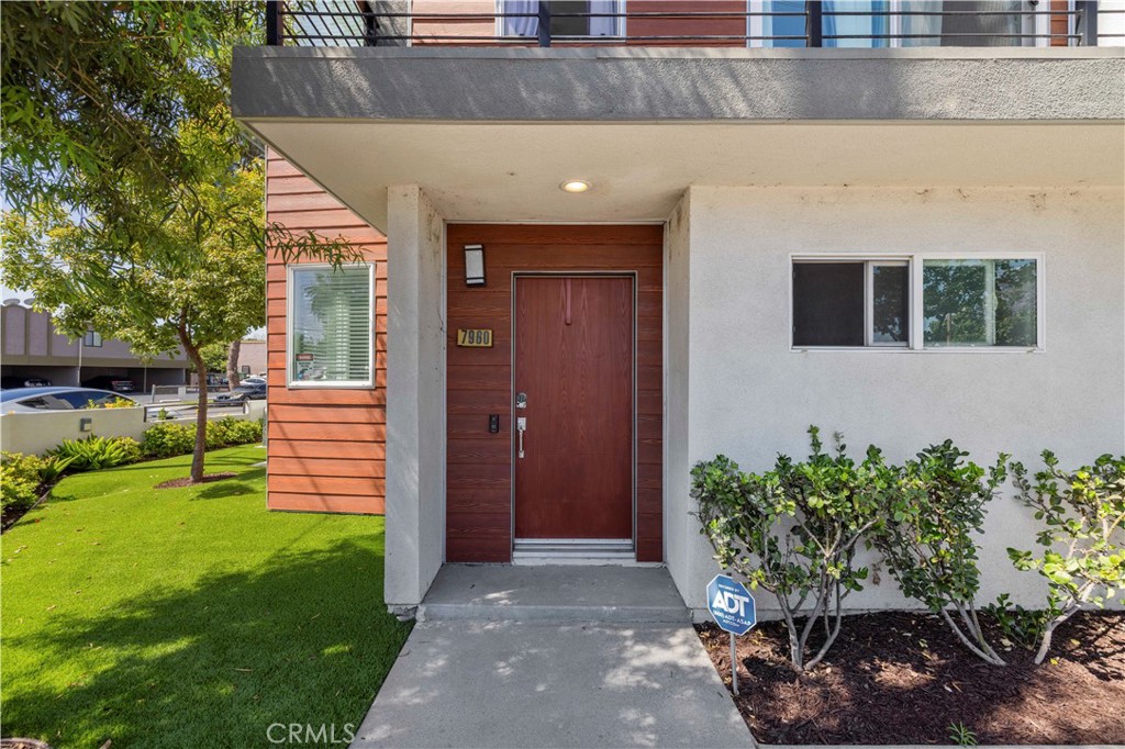 7960 Telegraph Road Downey, CA 90240 - Photo 2 of 59