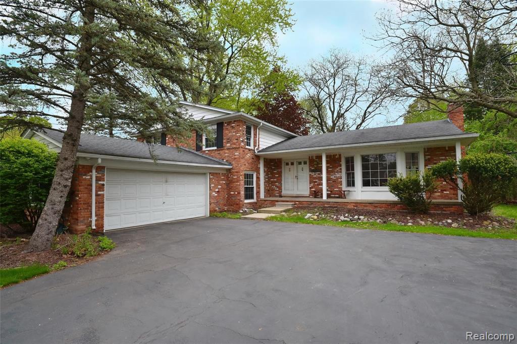 19501 Waltham Road Beverly Hills, MI 48025 - Photo 1 of 30