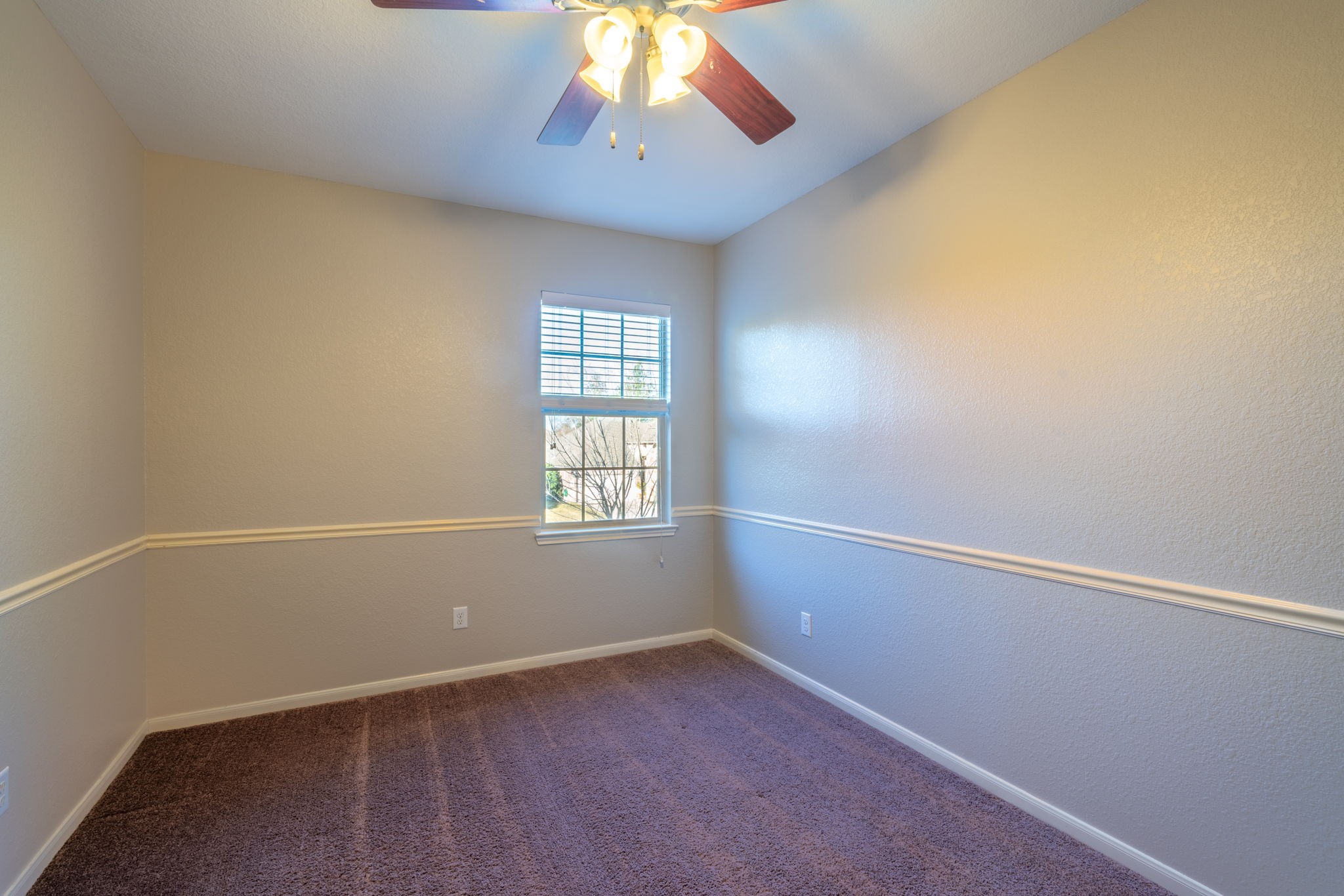 138 Magnolia Grove Lane Conroe, TX 77384 - Photo 26 of 43 an empty room with a window