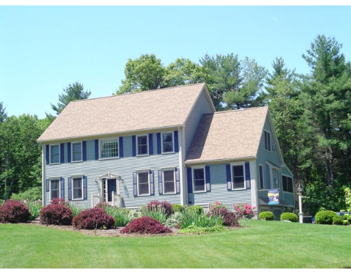 3 Tallyshire Road Groveland, MA 01834 - Photo 1 of 12 Gallery Image 1