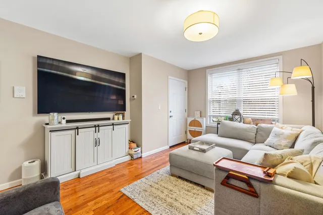 $949,000 | 513 17th Street, Union City, NJ 07087