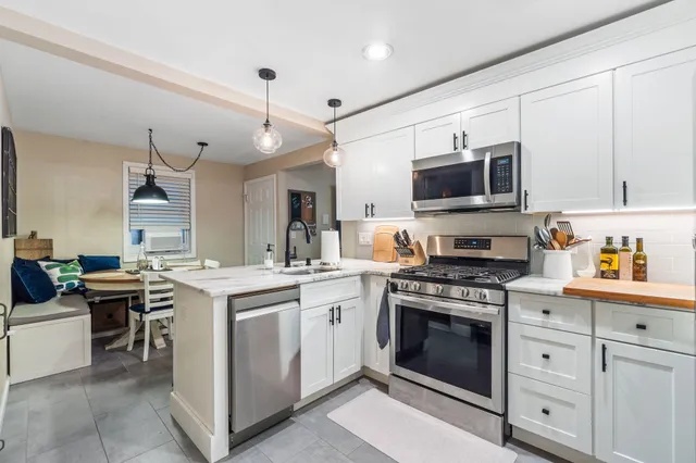 $949,000 | 513 17th Street, Union City, NJ 07087