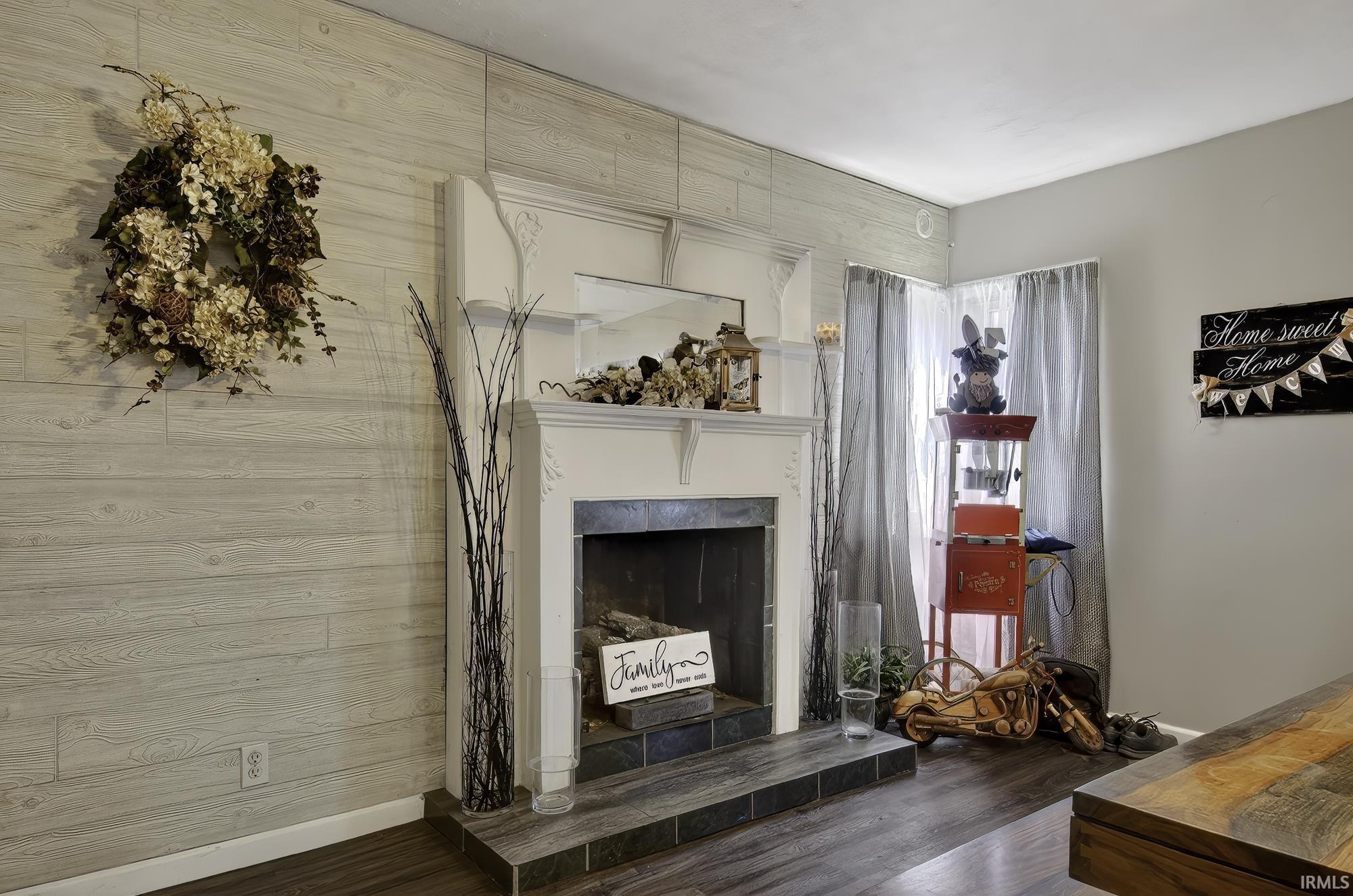 817 East Main Street Greentown, IN 46936 - Photo 13 of 35