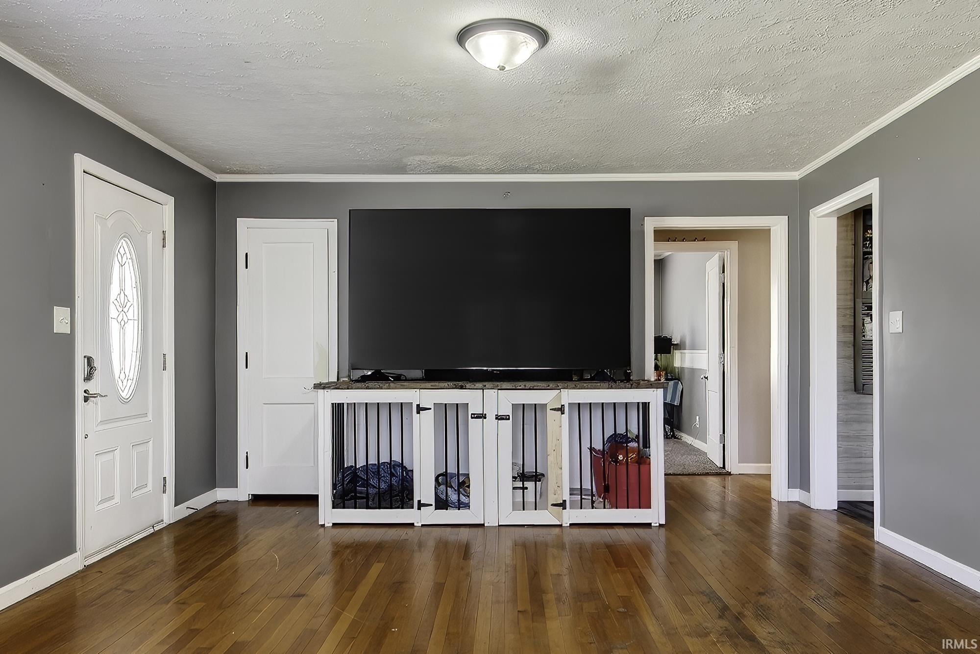 817 East Main Street Greentown, IN 46936 - Photo 3 of 35