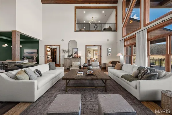 $4,250,000 | 2447 Highway North, Bismarck, MO 63624