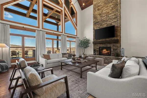 $4,250,000 | 2447 Highway North, Bismarck, MO 63624