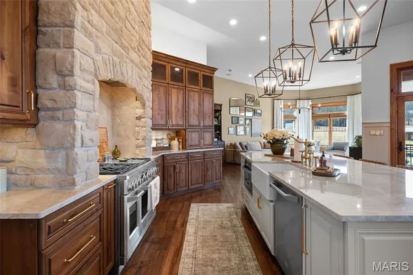 $4,250,000 | 2447 Highway North, Bismarck, MO 63624