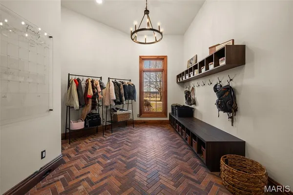 $4,250,000 | 2447 Highway North, Bismarck, MO 63624