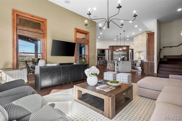 $4,250,000 | 2447 Highway North, Bismarck, MO 63624