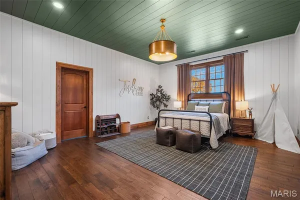 $4,250,000 | 2447 Highway North, Bismarck, MO 63624