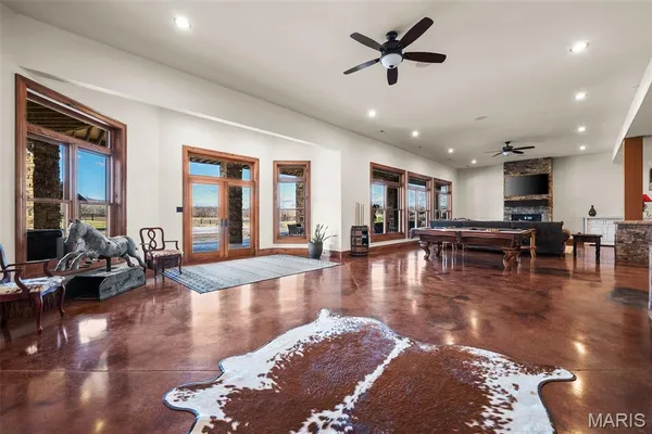 $4,250,000 | 2447 Highway North, Bismarck, MO 63624