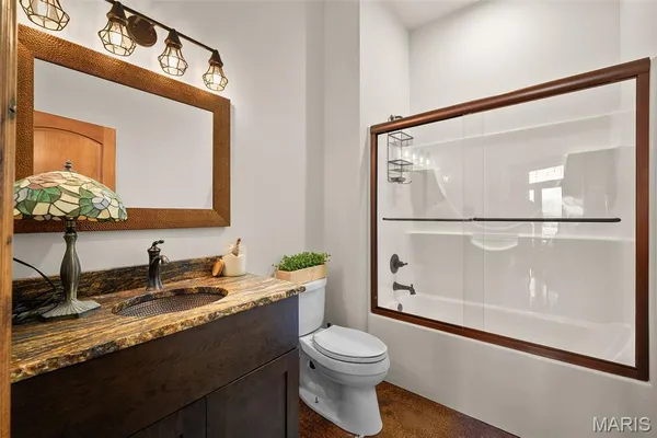 $4,250,000 | 2447 Highway North, Bismarck, MO 63624