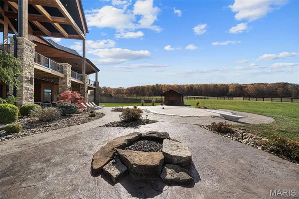 $4,250,000 | 2447 Highway North, Bismarck, MO 63624