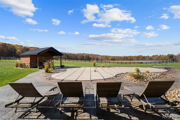 $4,250,000 | 2447 Highway North, Bismarck, MO 63624