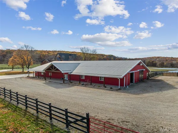 $4,250,000 | 2447 Highway North, Bismarck, MO 63624