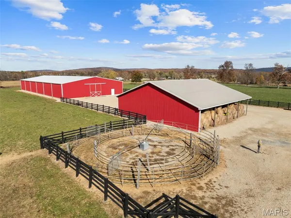 $4,250,000 | 2447 Highway North, Bismarck, MO 63624