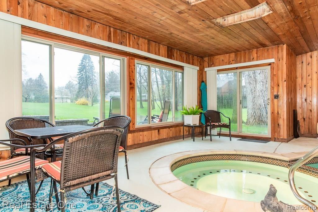 1722 Crooks Road Rochester Hills, MI 48309 - Photo 41 of 53