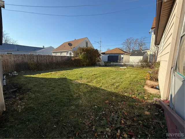 $179,900 | 445 Reiman Street, Cheektowaga, NY 14212