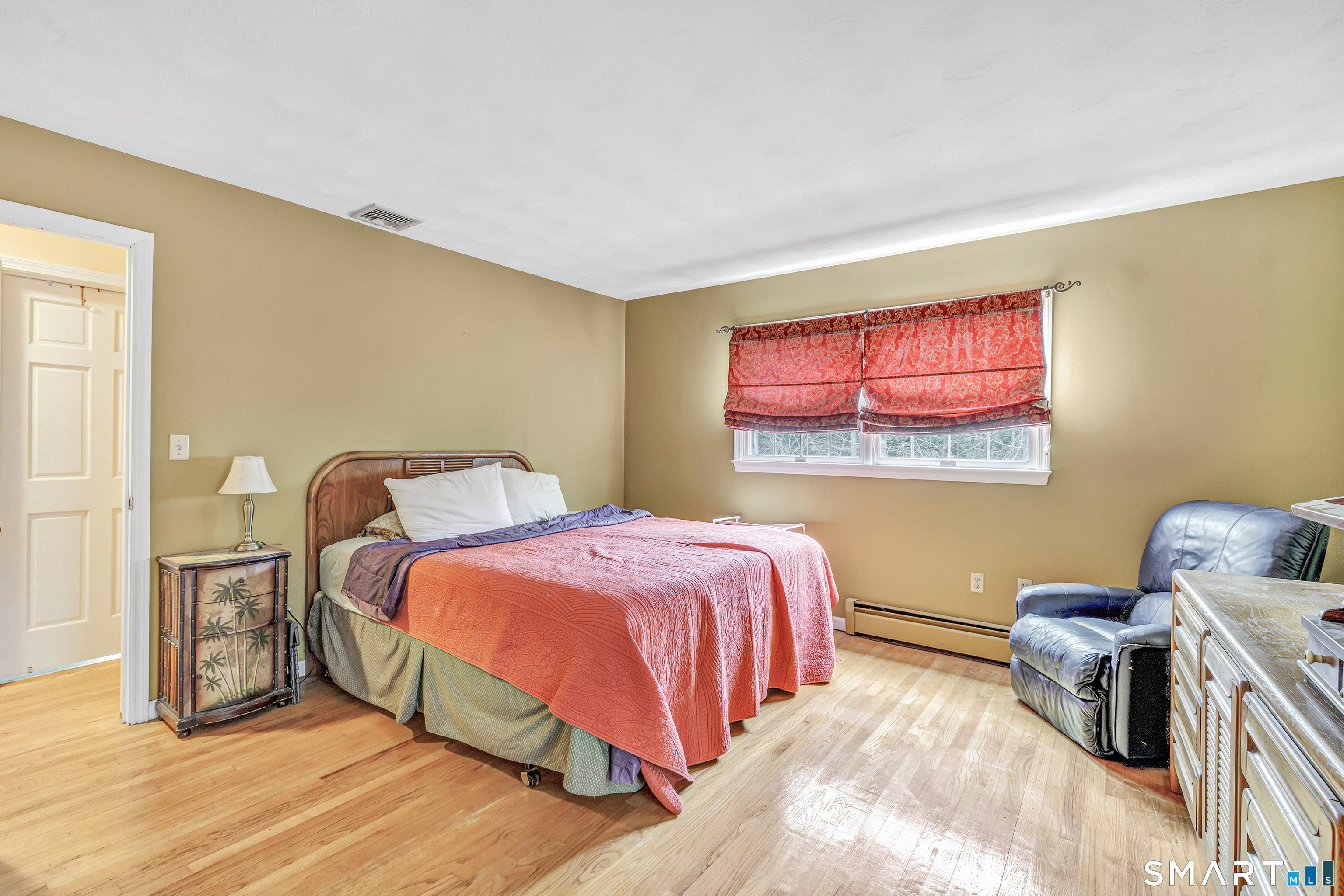 922 Baldwin Road Woodbridge, CT 06525 - Photo 19 of 37