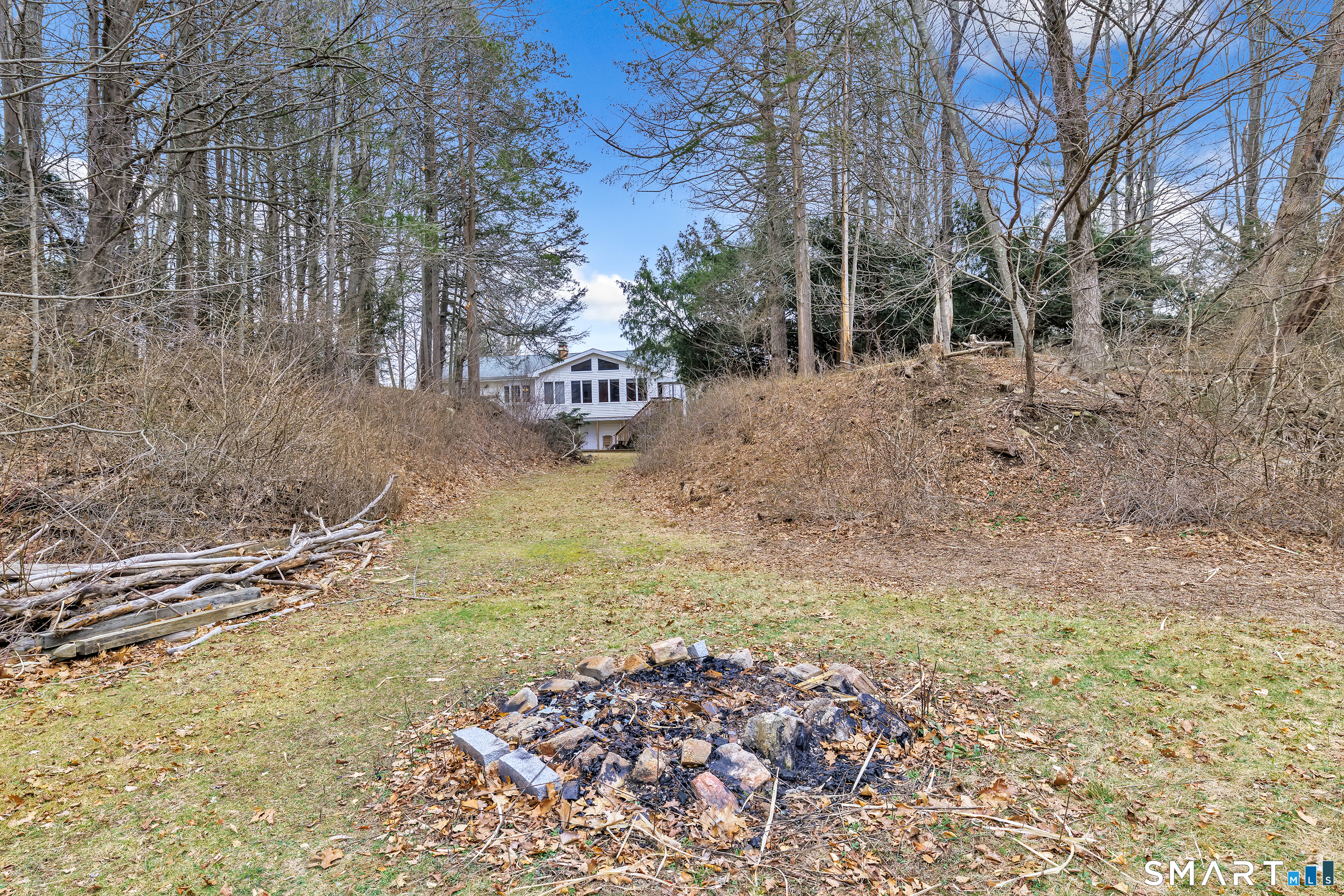 922 Baldwin Road Woodbridge, CT 06525 - Photo 33 of 37