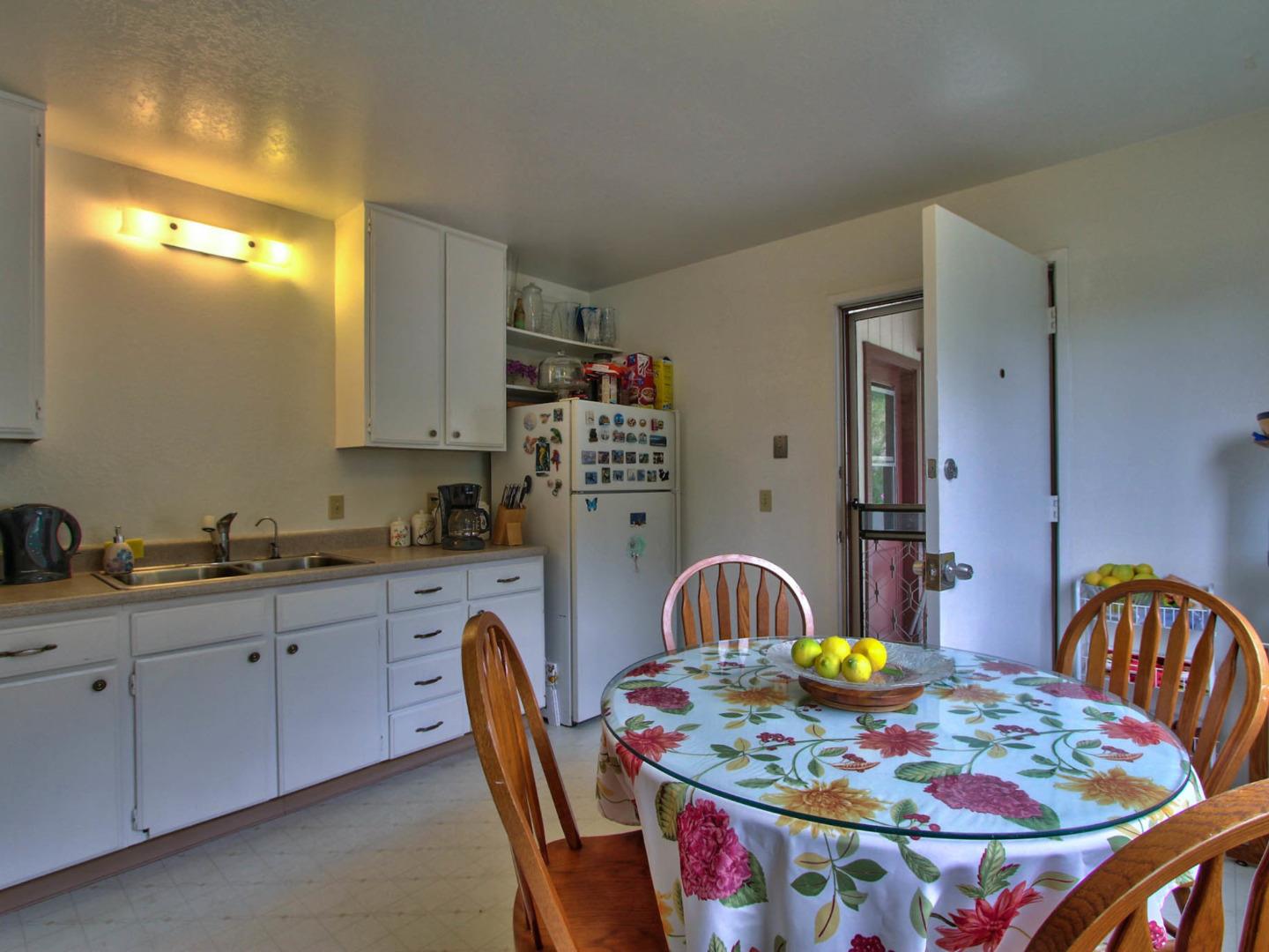 7340 Tustin Road Salinas, CA 93907 - Photo 19 of 29 Gallery Image 19