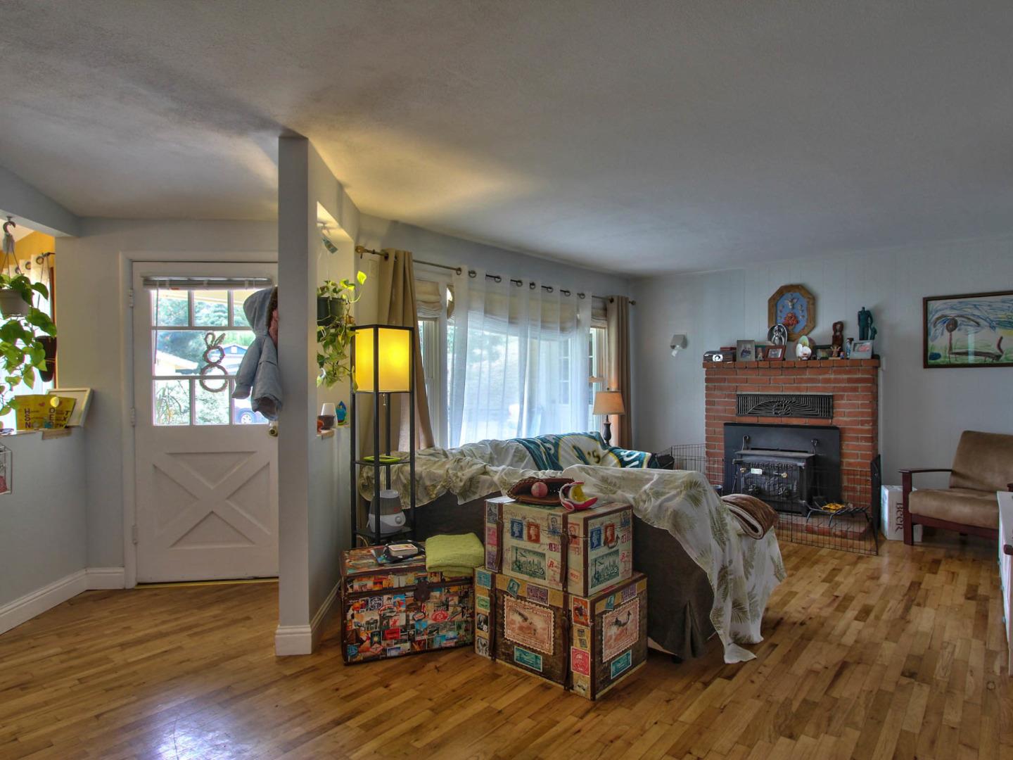 7340 Tustin Road Salinas, CA 93907 - Photo 4 of 29 Gallery Image 4