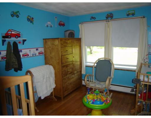 54 Rosedell Drive Westfield, MA 01085 - Photo 5 of 8 Gallery Image 5