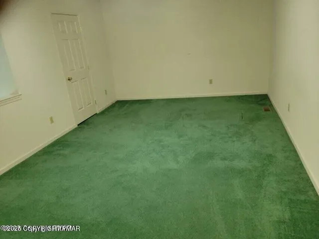 $2,200 | Undisclosed Address, East Stroudsburg, PA 18302