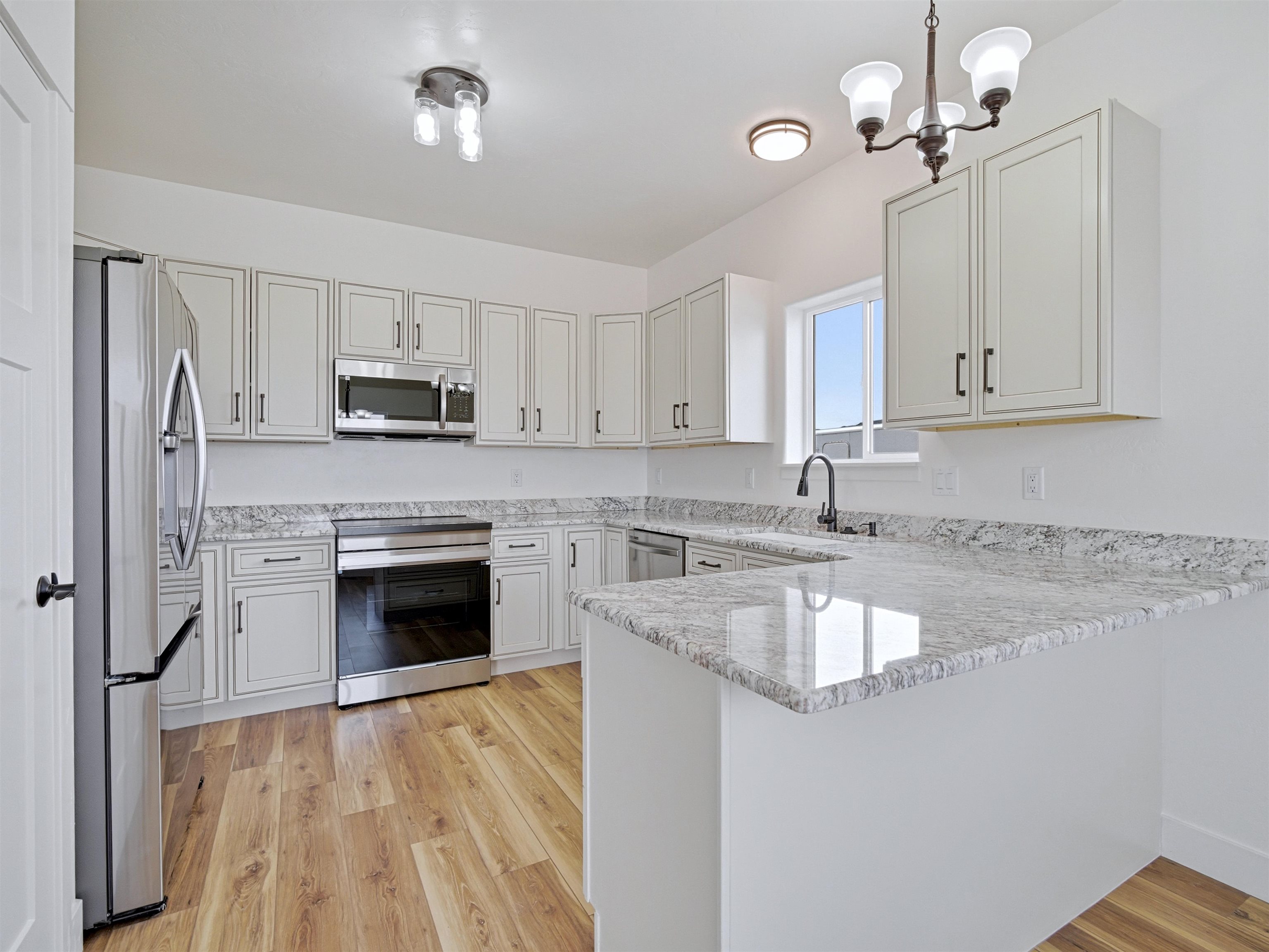 2148 Moon River Road Grand Junction, CO 81505 - Photo 8 of 11 Gallery Image 8