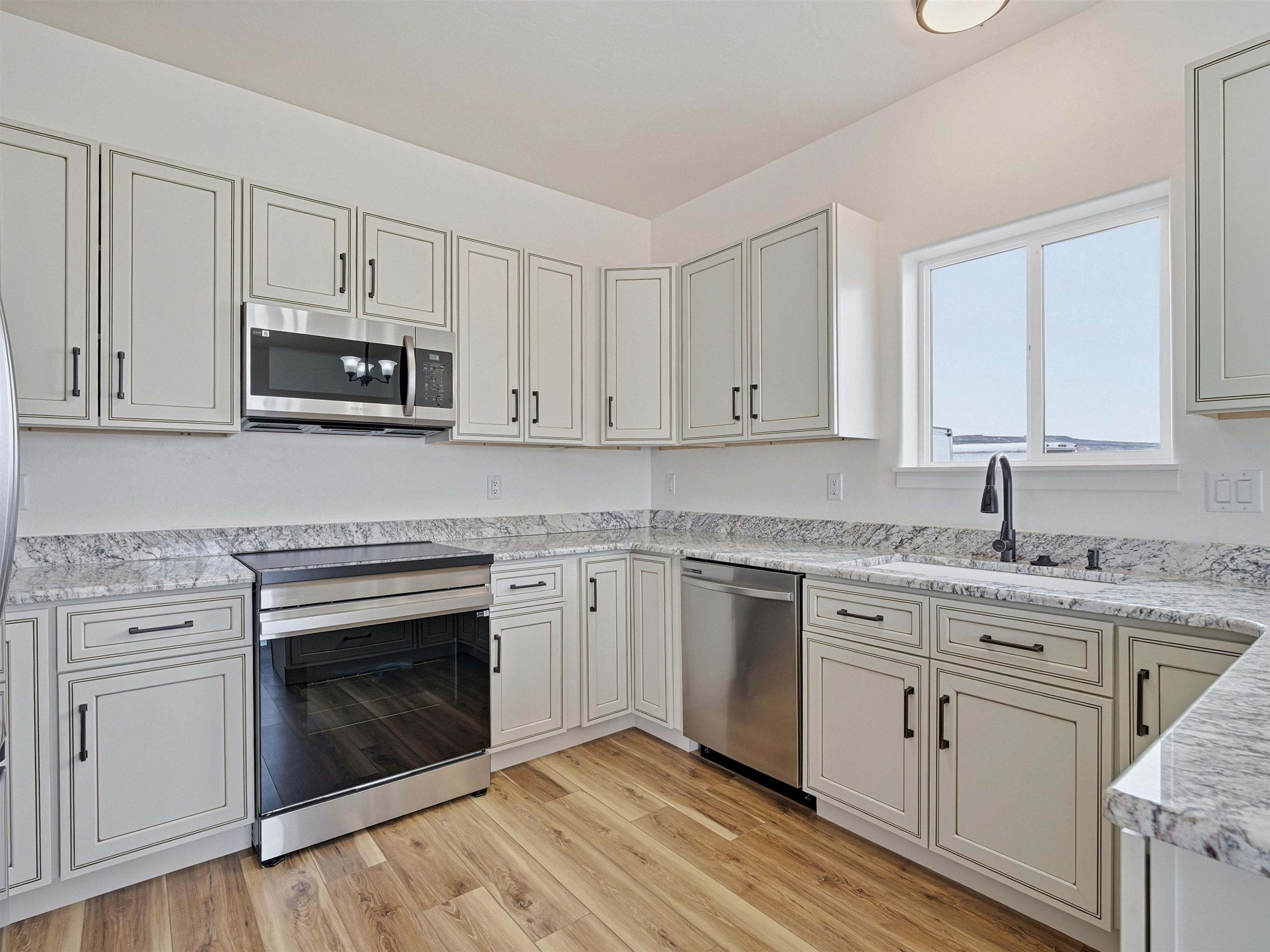 2148 Moon River Road Grand Junction, CO 81505 - Photo 10 of 11 Gallery Image 10
