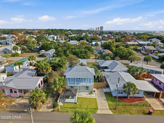 $910,000 | 208 Malaga Place, Panama City Beach, FL 32413