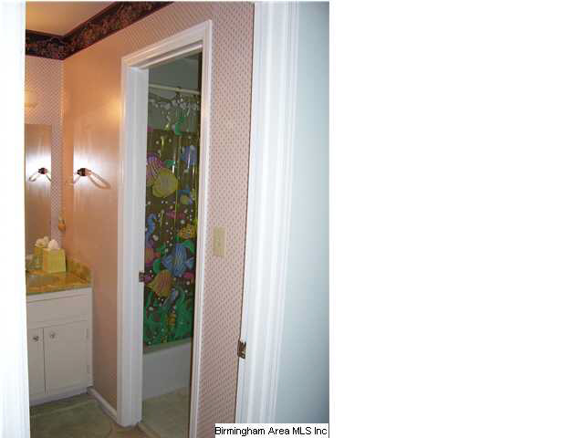 4322 Wilderness Road, Unit W Birmingham, AL 35213 - Photo 16 of 21 Gallery Image 16