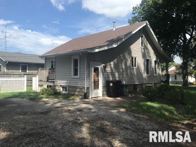 827 Decatur Street Lincoln, IL 62656 - Photo 2 of 17 Gallery Image 2