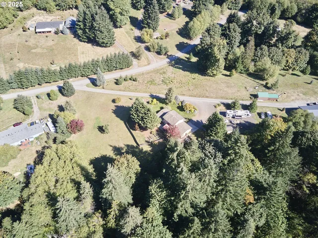 a view of electric pole