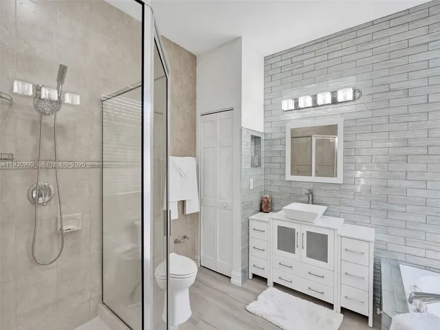 $5,800 | 4310 Northwest 63rd Avenue, Unit 4310, Coral Springs, FL 33067