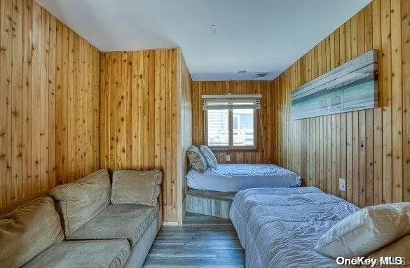 $8,000 | 332 Dehnhoff Walk, Ocean Beach, NY 11770