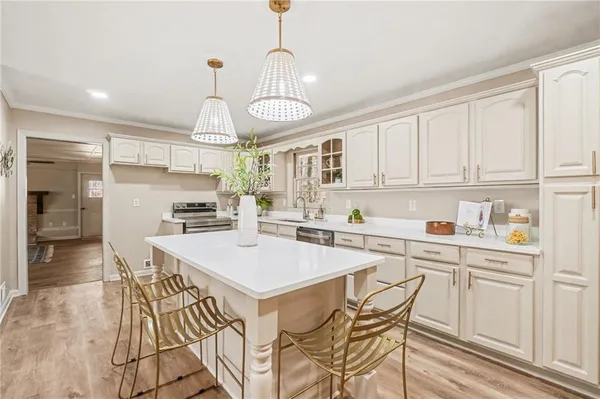 $360,000 | 4975 Brawner Lake Drive, Austell, GA 30106